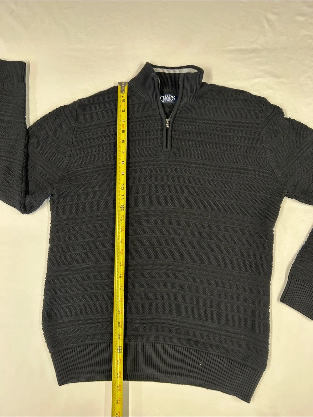 Chaps Mens Medium Black Textured Knit 1/4 Zip Pullover Sweater Grey Collar Trim